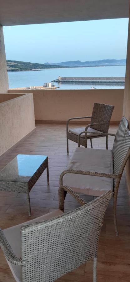 イーゾラ・ロッサFronte Mare Attico Indipendente Ed Esclusivo Con Terrazza Panoramicaアパートメント エクステリア 写真